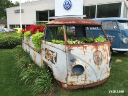 VW Bus for flowers