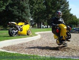 moto playground