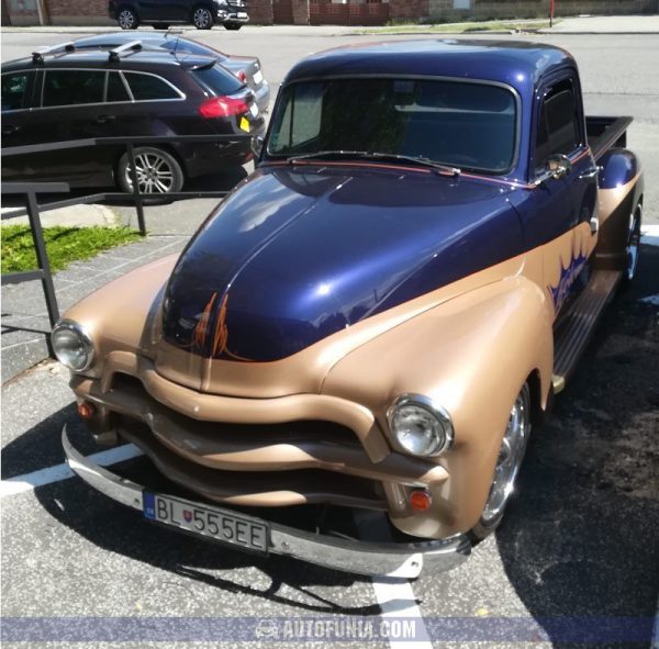 an old chevrolet pickup