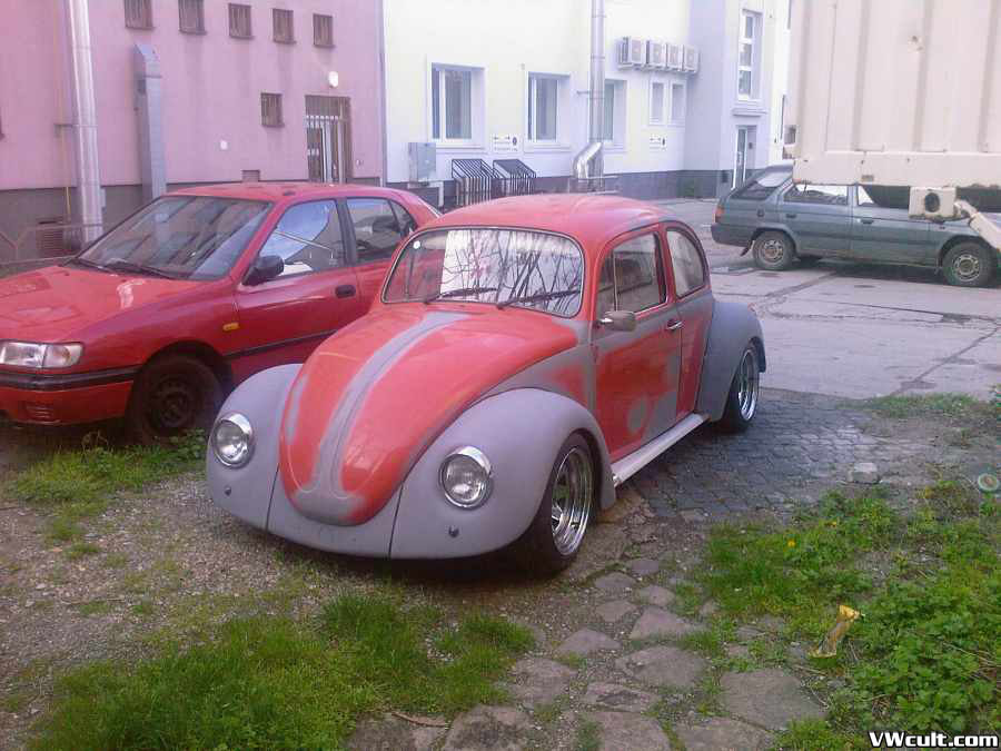 Volkswagen Bug Red